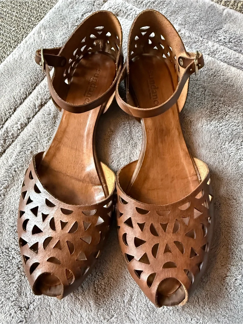 Sundance Brown Laser-Cut Peep-Toe flat Ankle Strap Sandals. 40 made in Italy. - Picture 14 of 16